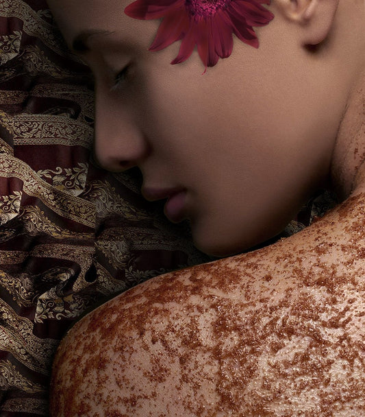 Exfoliere corporala cu proteine de matase & cristale de zahar