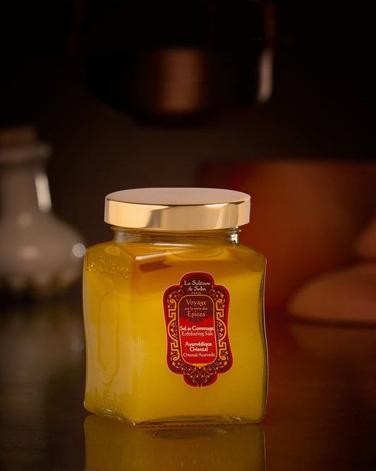 Exfoliere corporala cu saruri marine & uleiuri esentiale